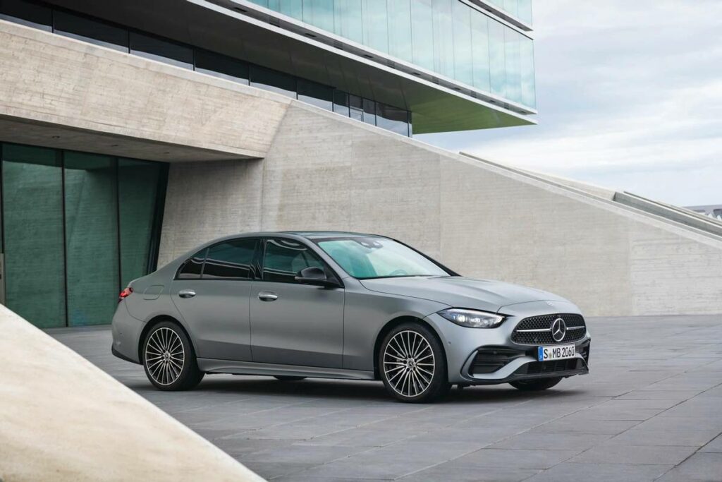 Best Cars For Ladies In SA - Mercedes C Class